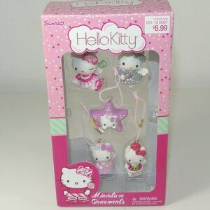 HELLO KITTY Vintage Christmas Decoration Ornament In Original Box Set of 5